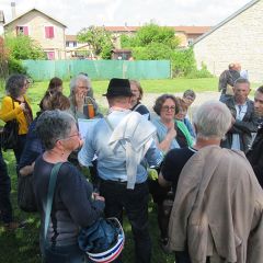 Visite de l'école d'Azé